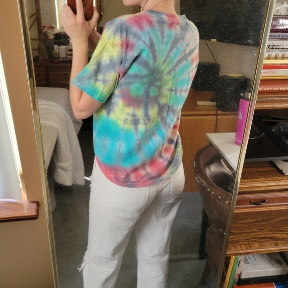 Hanes tie dye tee - Picture 2 of 4